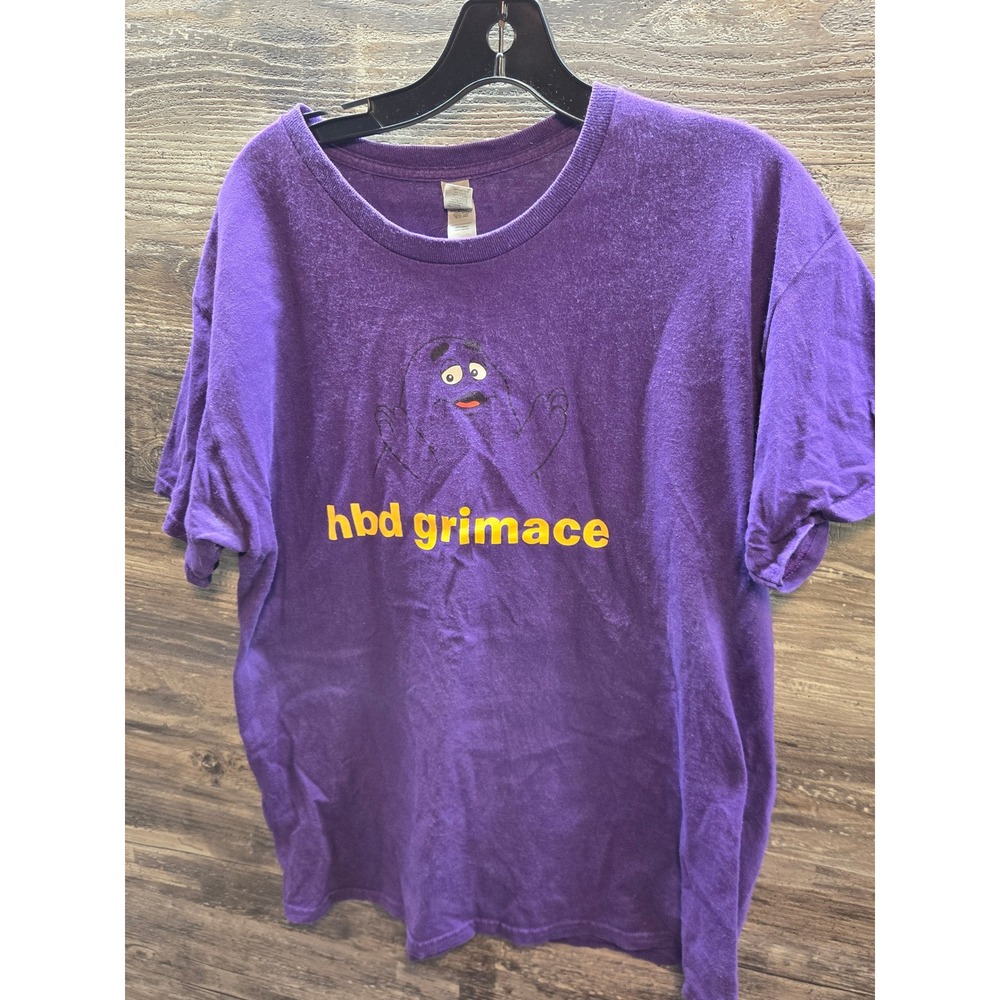McDonalds HBD Grimace Birthday‎ Purple Graphic T-Shirt Mens Large Gildan Cotton